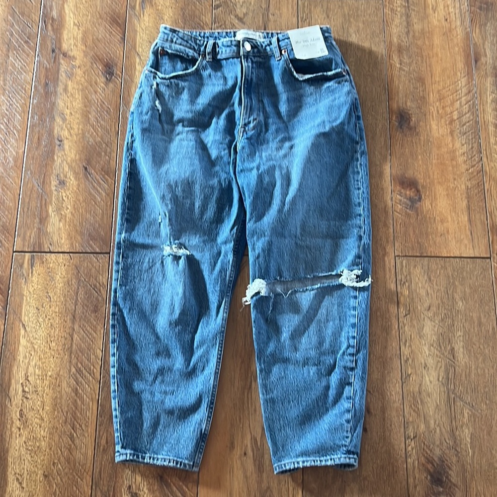 NWT Abercrombie & Fitch 80s Mom High Rise 30 / 10S